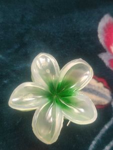 Flower Hair Claw Clips (Set of 3)