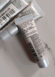 Estee Lauder Perfectly Clean