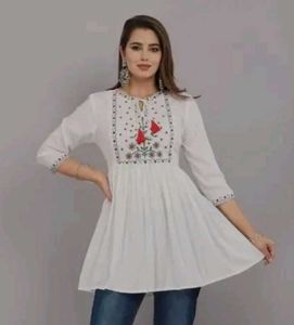 Trendy Tie-Front Print Top Combo