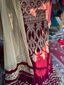 Saleeeee Elegant Ethnic Gown