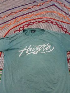 Hustle Graphic T-Shirt