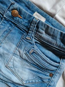 Two Casual And Active Shorts For Girls