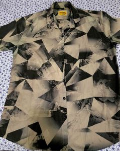 Abstract Mountain Print Shirt