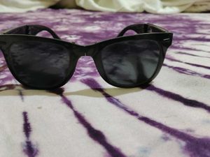 Black Framed Sunglasses