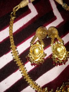 Vintage Set Of Nosepin, Earings &amp; Necklace