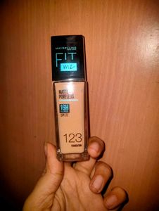 Maybelline Fit Me Foundation