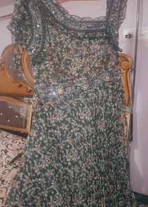 Floral Print Pleated Dress