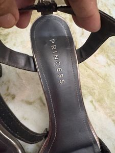 Black small Sandals