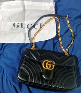 Gucci Black Sling Bag - Large