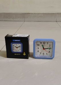 New Unused OREVA Table Clock