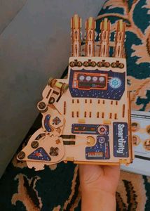 Smartivity Mechanical Hand Toy