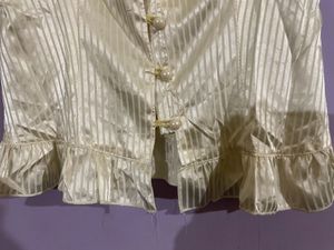 Cute Blouse With Button