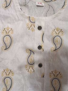Elegant White Kurta By Large Size