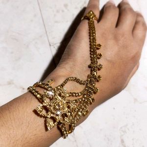 Super Elegent Ring Attached Bracelet