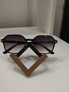 Black Hexagon Sunglasses