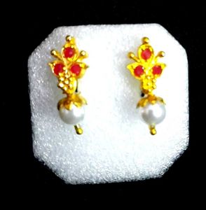Stunning Pearl and Stone Jewellery Set