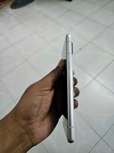 Google Pixel 7a - Excellent Condition! free Case