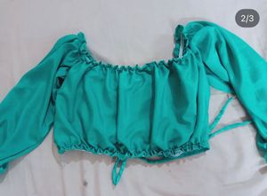 Ruched Front Puff Sleeve Top