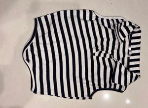 Zara Tank Top In Black N White Size-M