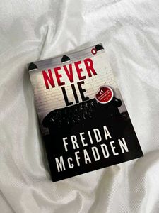 Never Lie by Freida McFadden