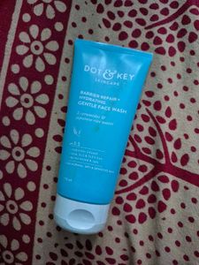 Dot and Key Barrier Repair Gentle Face Wash