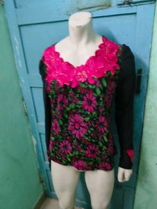 Beutiful Multicolour Top