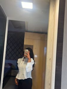 Bushy White Top