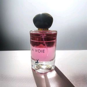 La Voie From Maison Alhambra