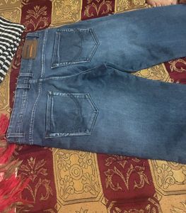 Classic Blue Mid-Wash Stretch Jeans