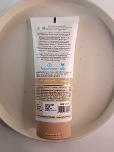 Mamaearth Rice Dewy Bright Face Wash