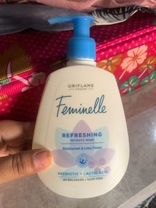 Referring Intimate Wash