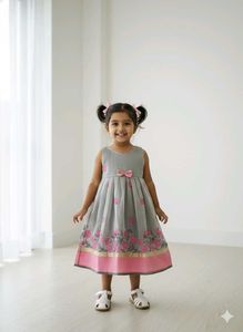 Cute  Dress homemade age 3- 6 year  girl