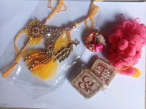 Floral Designer Rakhi for Bhaiya Bhabhi Rakshaband