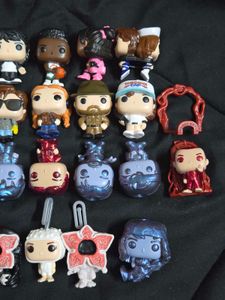 Kinder Joy Funko Stranger Things - Set of 22