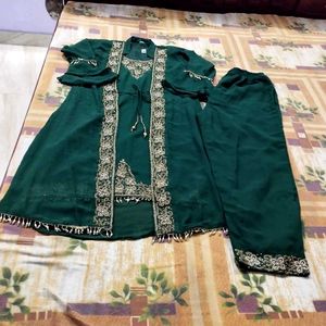 Elegant Green Embroidered Shalwar Kameez