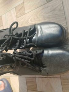 Black Boots