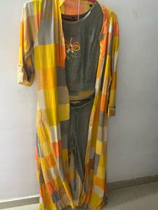 Croptop Pant And Jacket Set Of 3