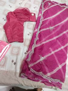 Saree With Blouse