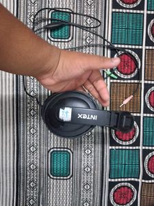 Intex Headphone