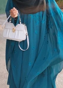 Dubai Abaya