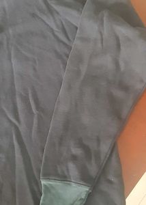 Warm black Hoodie for winters
