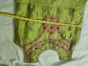 Green Embroidered Kurta anarkali styl