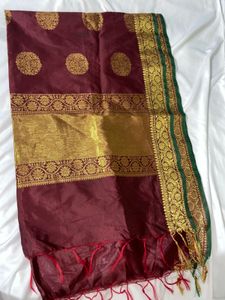 Maroon And Gold Duppatta