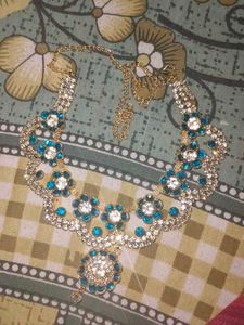 Elegant Necklace Set