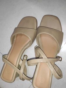 Elegant Beige Sandals