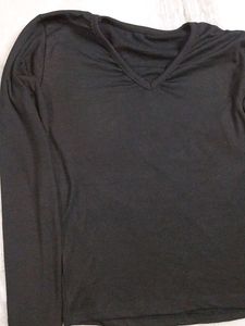 New Trendy Black Top 🖤🖤