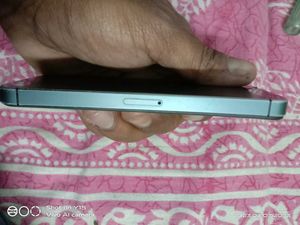 I Phone 4s..In Working Condition... Apple
