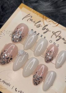 Pressons Nails