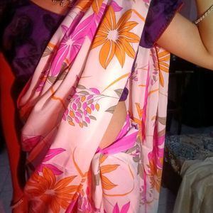 Beautiful Floral Printed Saree