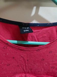 Best Maternity Feeding Tops with zip